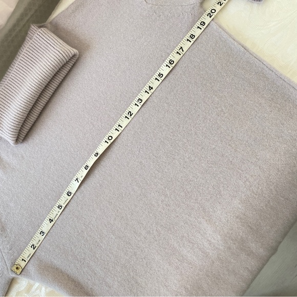 NAADAM
Cashmere Turtleneck Dress - Picture 7 of 10